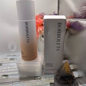 Makeup Remover
Break Down Oil-Free
Borboleta
Brand New